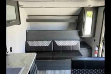 Patrice et roxane Dutchmen Aspen trail Roulotte