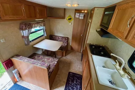 19' Jag Couples Retreat South Division RV