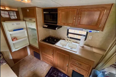 19' Jag Couples Retreat South Division RV