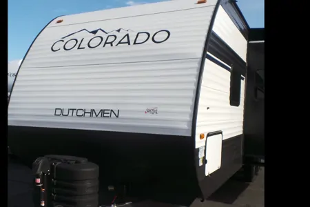 SDRV Rentals Colorado 26BHC Travel Trailer