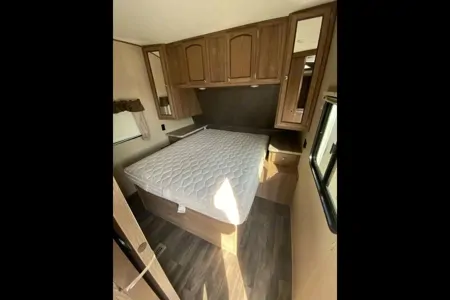 DG's 2018 Shasta Revere with Bunkhouse