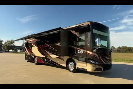 🚍 2015 Tiffin Phaeton 36’ Class A Diesel Coach — Luxury, Comfort & Family Memories Await