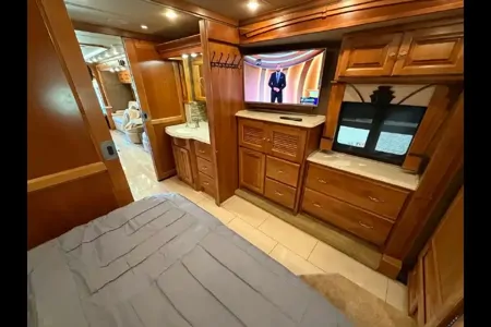 🚍 2015 Tiffin Phaeton 36’ Class A Diesel Coach — Luxury, Comfort & Family Memories Await