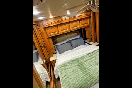 🚍 Luxury Diesel Motor Coach Rental | Sleeps 8 | Delivery Available | F1 • ACL • SXSW • NASCAR