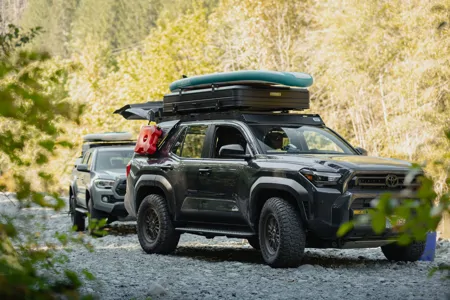 Mirror Memories' Toyota 4Runner Roof-Mounted Tent