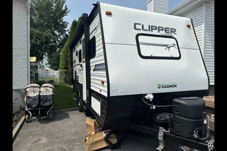 Coachmen Clipper Travel Trailer 17BH
