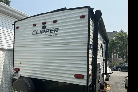 Coachmen Clipper Travel Trailer 17BH