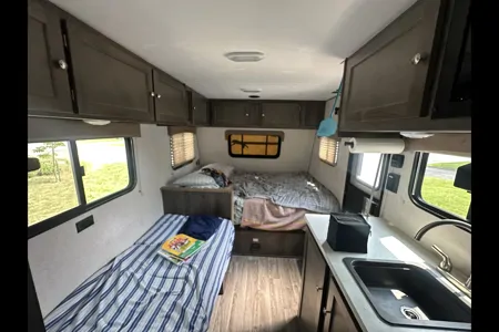Coachmen Clipper Travel Trailer 17BH