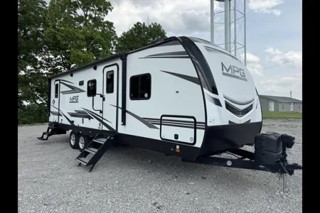 Eugene's Cruiser RV Travel Trailer