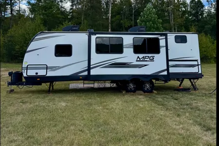 Eugene's Cruiser RV Travel Trailer