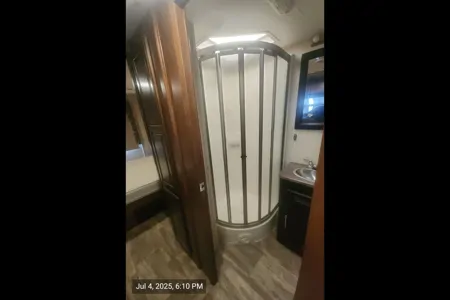 Luxury Georgetown 351DS Class A RV Rental!
