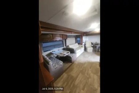 Luxury Georgetown 351DS Class A RV Rental!