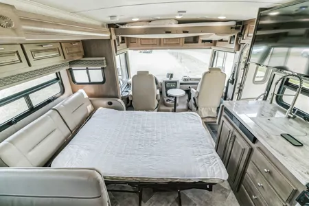 Large Marge - Comes with 2 BATHROOMS - 2020 Forest River Georgetown 36B5
