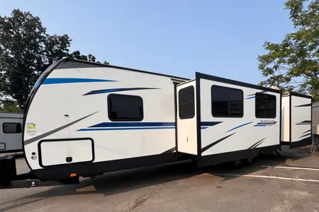 Comfy Cruiser RV Embrace EL310 Travel Trailer