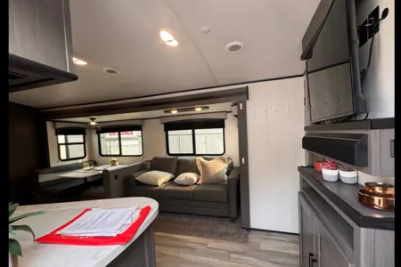 Comfy Cruiser RV Embrace EL310 Travel Trailer