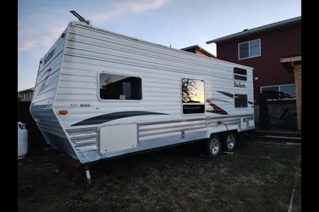 George's Forest River 23 Foot travel trailer Travel Trailer