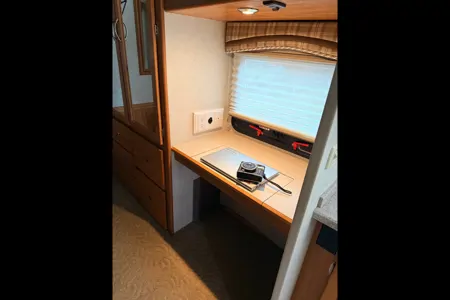 Winnebago Suncruiser Class A
