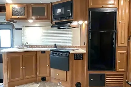 WiFi - Sleeps 6 - Easy to drive - First Timers Welcome!