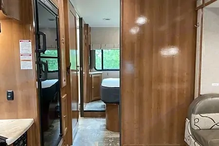 WiFi - Sleeps 6 - Easy to drive - First Timers Welcome!