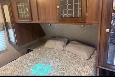 Scooter’s Heartland M26 Travel Trailer