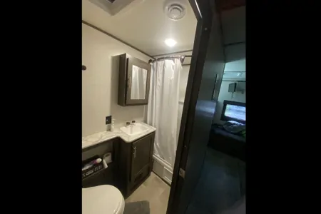 Ronald's Coleman 334bh Travel Trailer