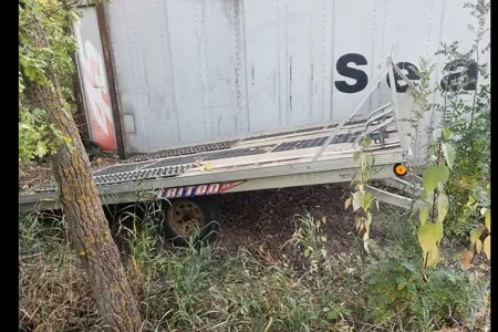 Elaine's Royal 20 foot car hauler/skidoo/ATV, camperized, bumper pull toy Hauler