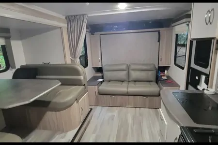 Christopher Rose's Winnebago Micro Mini