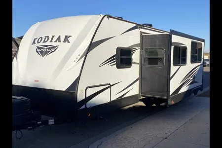 Robert's Dutchmen M-283BHSL Travel Trailer