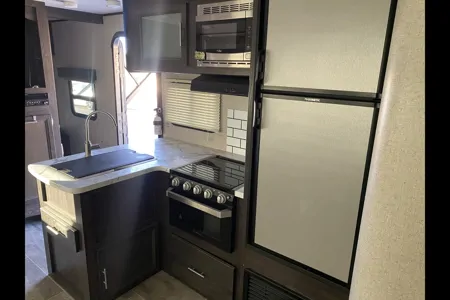 Robert's Dutchmen M-283BHSL Travel Trailer