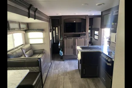 Robert's Dutchmen M-283BHSL Travel Trailer