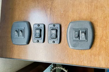 Raeanna's Prime Time Avenger Travel Trailer