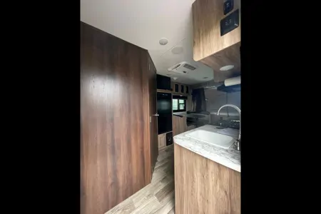 Angelle's Jayco Jay Feather X17Z Hybrid