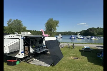 Angelle's Jayco Jay Feather X17Z Hybrid