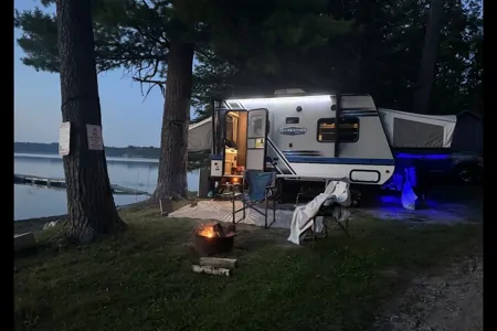 Angelle's Jayco Jay Feather X17Z Hybrid