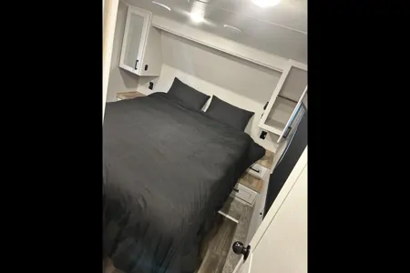 Your Home Away From Home-Jayco Eagle 2025 Fifth Wheel