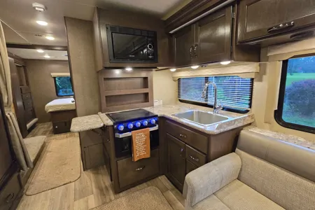 Thor Motor Coach Freedom Elite 30FE Bunkhous