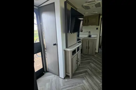 Adventure Awaits in this Camper!