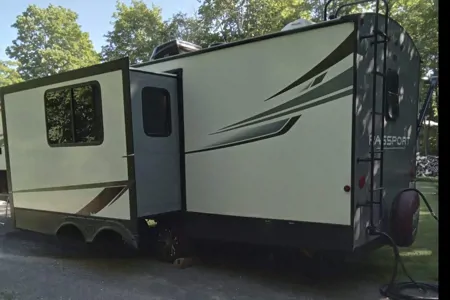 Meunier's Keystone  Passport GT Travel Trailer