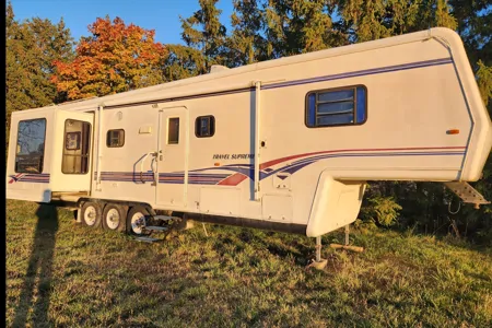 36' Travel Supreme 5th Wheel