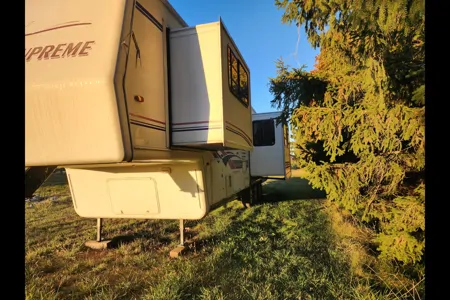 36' Travel Supreme 5th Wheel