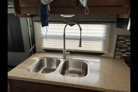 Joel's Forest River Georgetown 31L5 Class A