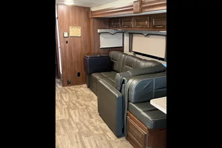 Joel's Forest River Georgetown 31L5 Class A