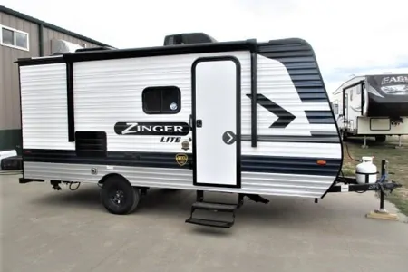 Keystone Zinger 18BH (off service ready)