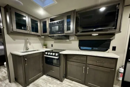 Spacious Grand Design Bunkhouse with Master Suite