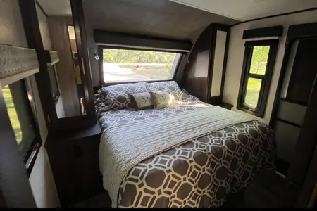 The Jackson’s Family Jayco Whitehawk 29BH Travel Trailer - Sleeps 8!