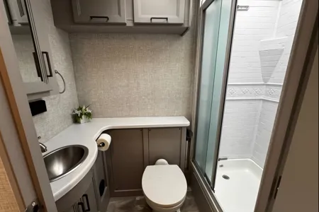 Woody RV’s Thor Windsport