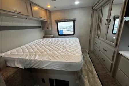 Woody RV’s Thor Windsport
