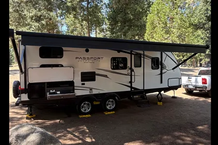 2019 Keystone Passport near Sequoia and Yosemite 