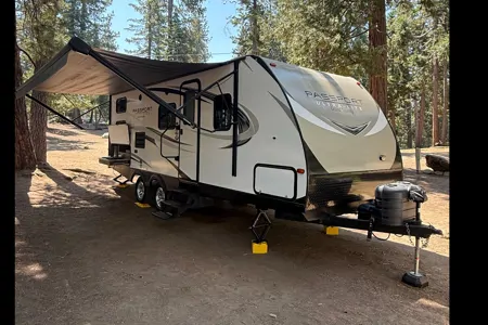 2019 Keystone Passport near Sequoia and Yosemite 