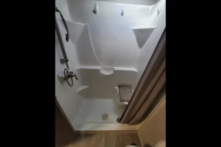 David 's Keystone Montana 3231CK Fifth Wheel